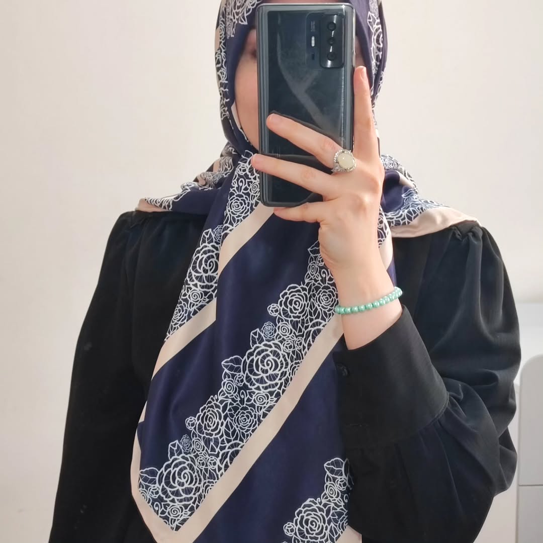 روسری ابریشم توییل